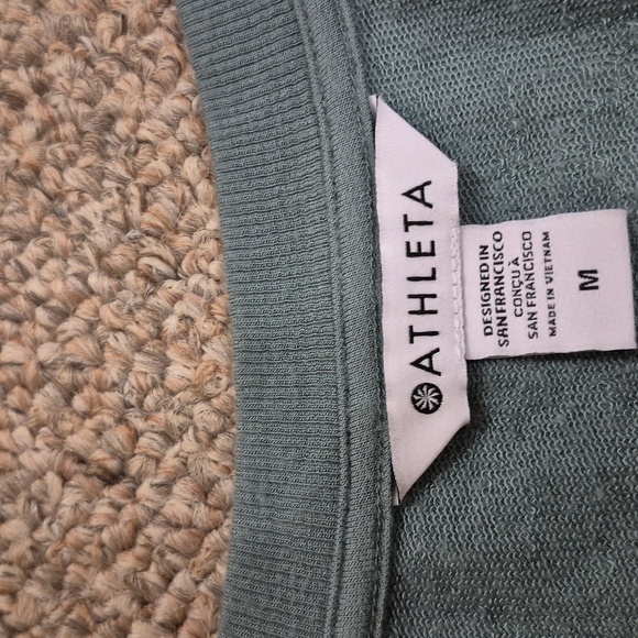 Athleta Sunrise V-Neck Sweatshirt Blue-Gray Size Small EUC - Picture 3 of 7